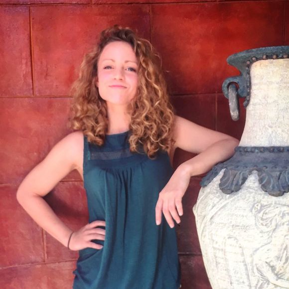 Meet your Posher, Missy - Picture 1 of 1